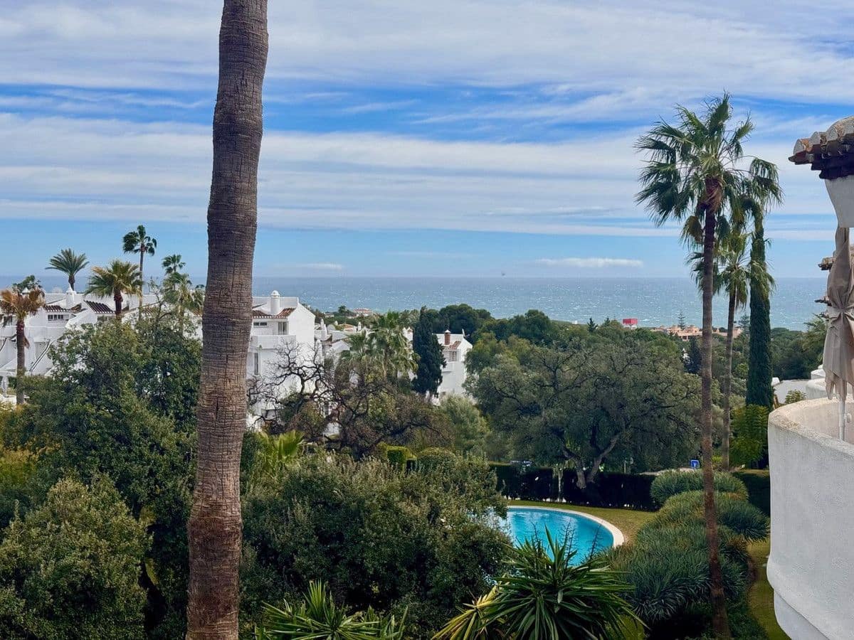 Ático de 2 habitaciones en Mijas en venta con piscina garaje - 415.000 € (Ref: 9634943)