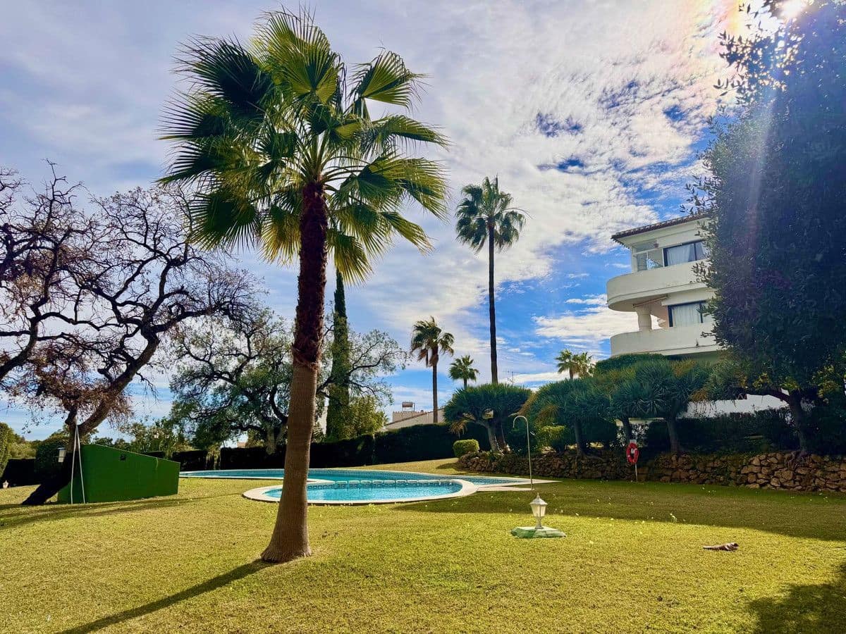 Ático de 2 habitaciones en Mijas en venta con piscina garaje - 415.000 € (Ref: 9634943)