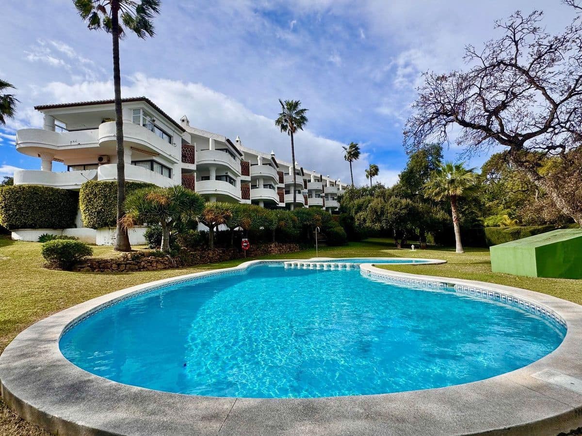 Ático de 2 habitaciones en Mijas en venta con piscina garaje - 415.000 € (Ref: 9634943)