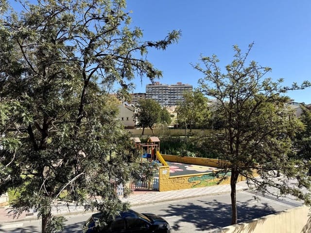 3 chambre Appartement à vendre à Los Pacos, Fuengirola avec piscine garage - 399 000 € (Ref: 9634946)