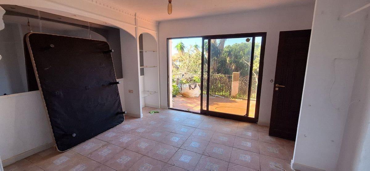 4 sypialnia Willa na sprzedaż w Fuengirola z garażem - 550 000 € (Ref: 9634947)