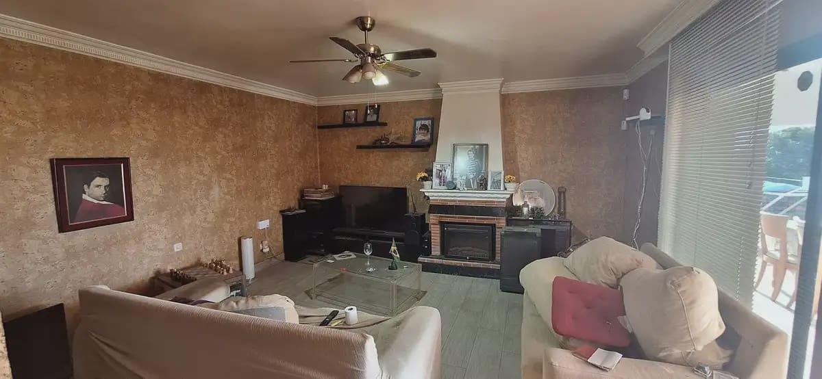 4 soveværelse Villa til salg i Fuengirola med garage - € 550.000 (Ref: 9634947)