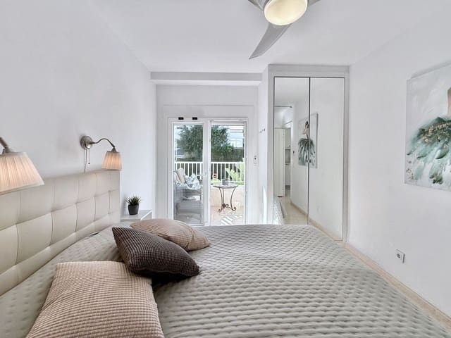 2 chambre Appartement de Plage à vendre à Puerto Banus, Marbella avec piscine garage - 475 000 € (Ref: 9634951)