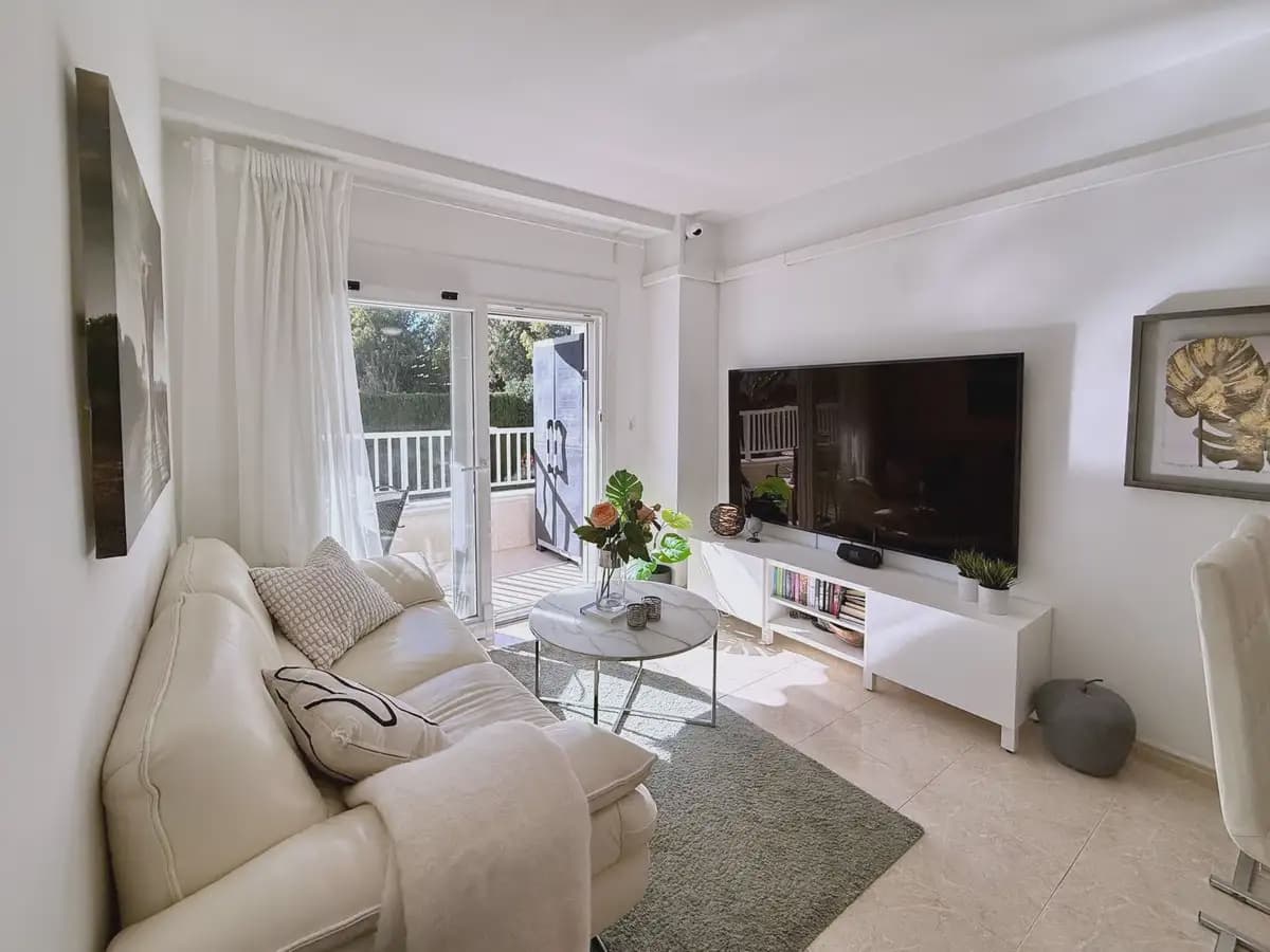Apartamento Playa de 2 habitaciones en Marbella en venta con piscina garaje - 475.000 € (Ref: 9634951)