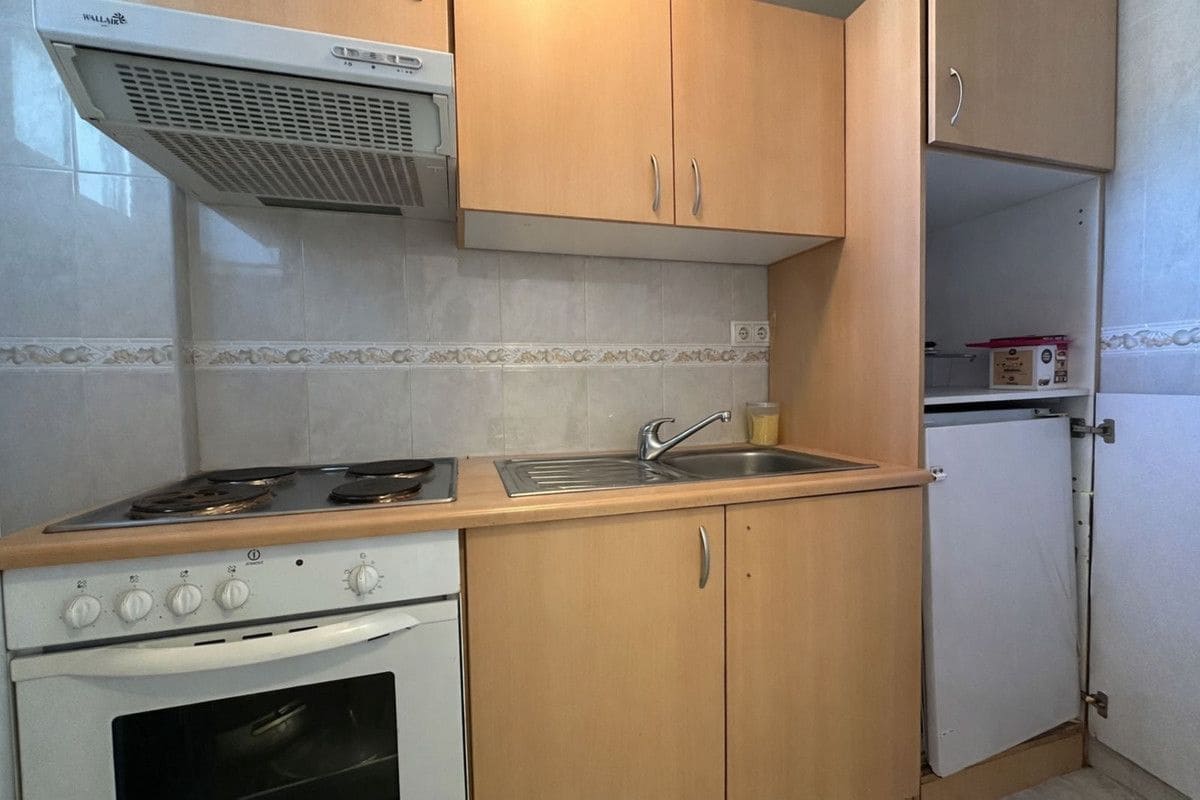 1 chambre Appartement à vendre à Marbella avec piscine - 210 000 € (Ref: 9634952)