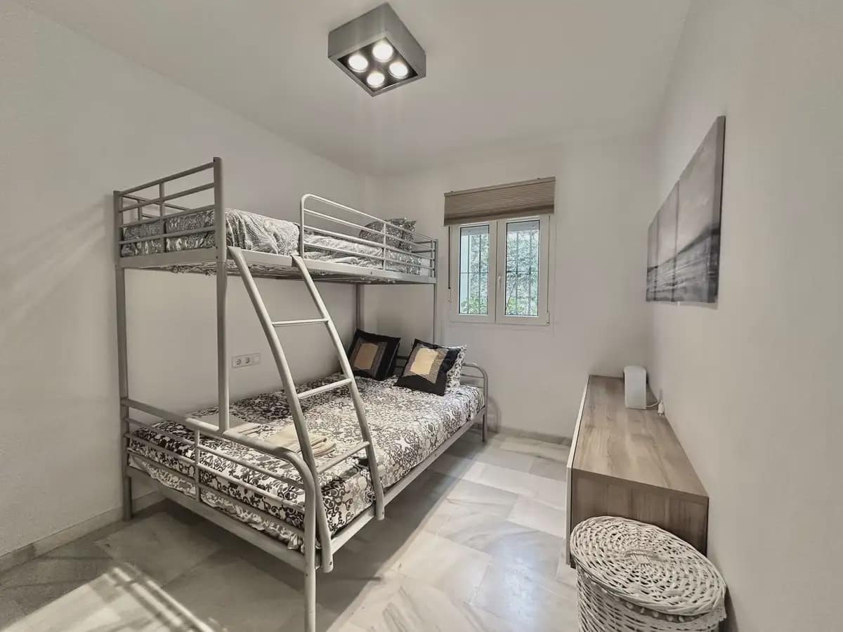 2 slaapkamer Strandappartement te koop in Mijas met zwembad garage - € 848.500 (Ref: 9634955)