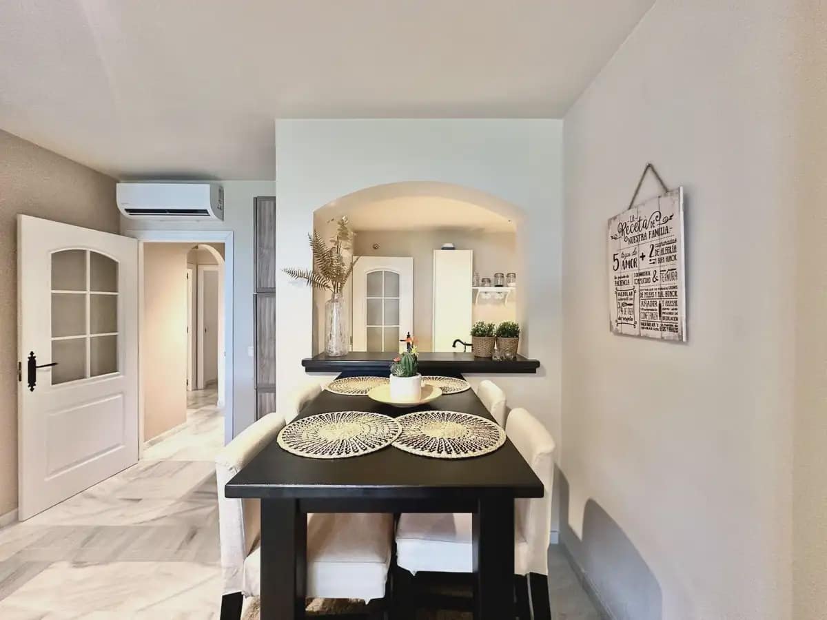 2 slaapkamer Strandappartement te koop in Mijas met zwembad garage - € 848.500 (Ref: 9634955)