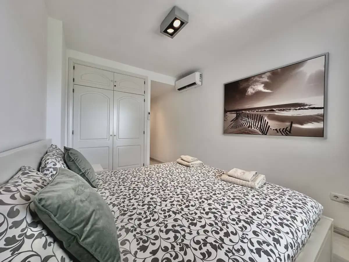 2 slaapkamer Strandappartement te koop in Mijas met zwembad garage - € 848.500 (Ref: 9634955)