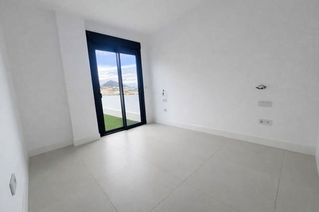 3 soverom Leilighet til salgs i Centro ciudad, Fuengirola med svømmebasseng - € 595 000 (Ref: 9634956)