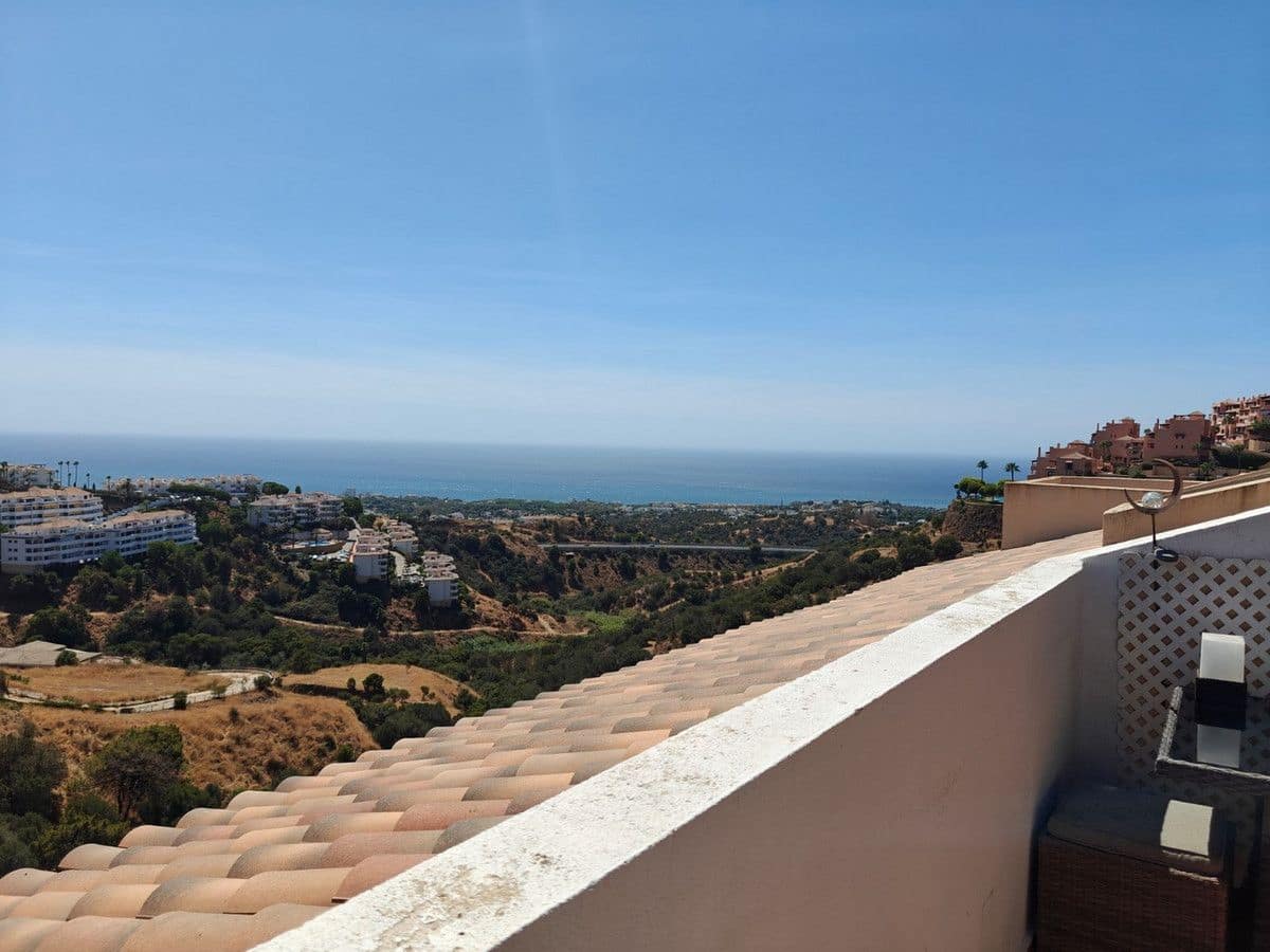 Ático de 2 habitaciones en Mijas en venta con piscina garaje - 530.000 € (Ref: 9634959)