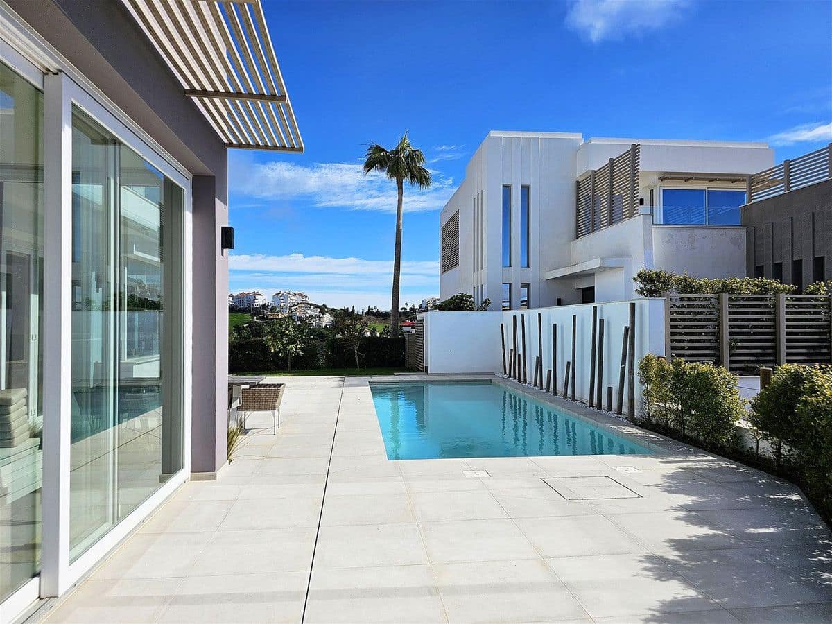 5 chambre Villa/Maison à vendre à Mijas avec piscine garage - 1 750 000 € (Ref: 9634961)