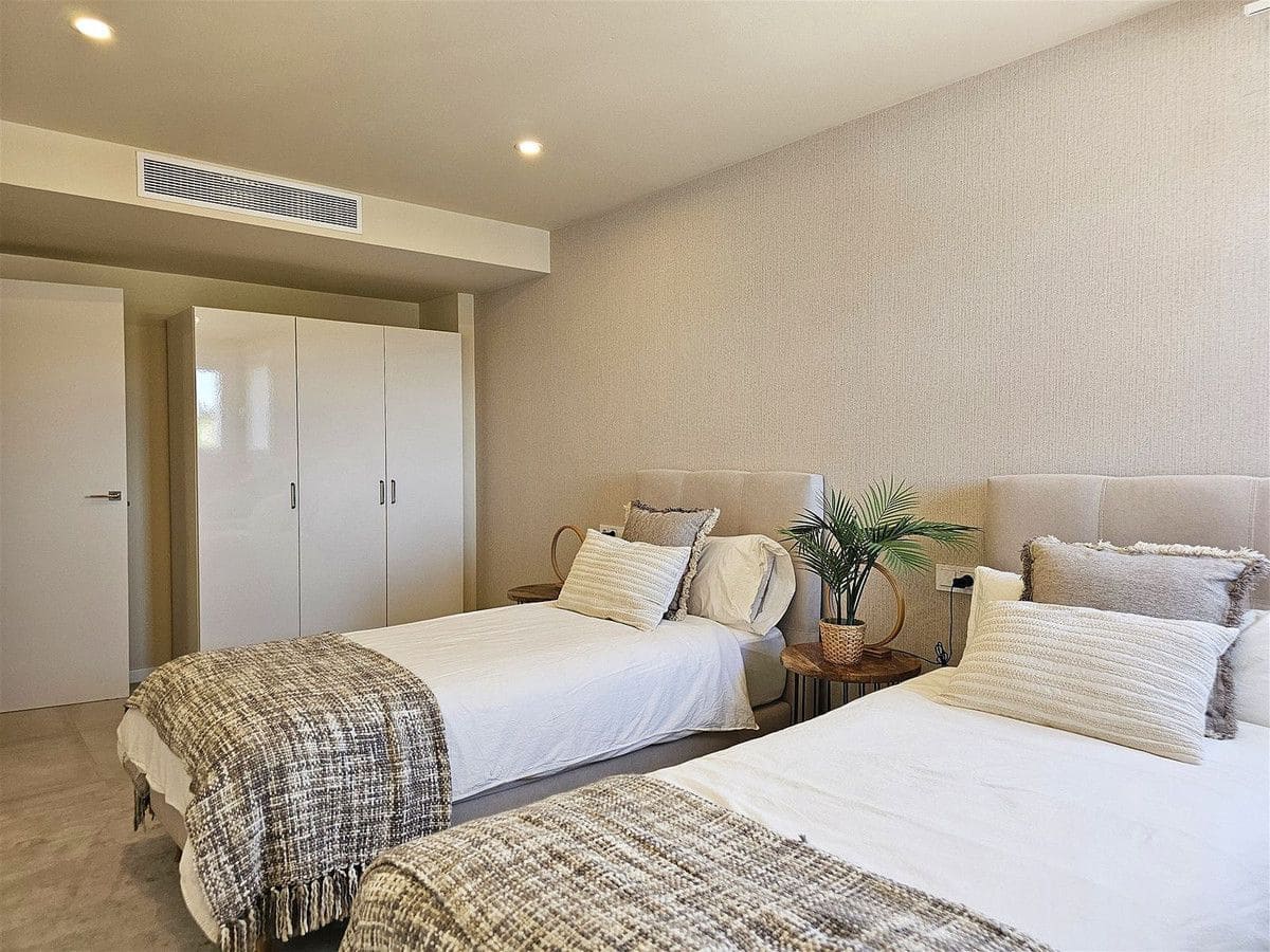 5 chambre Villa/Maison à vendre à Mijas avec piscine garage - 1 750 000 € (Ref: 9634961)