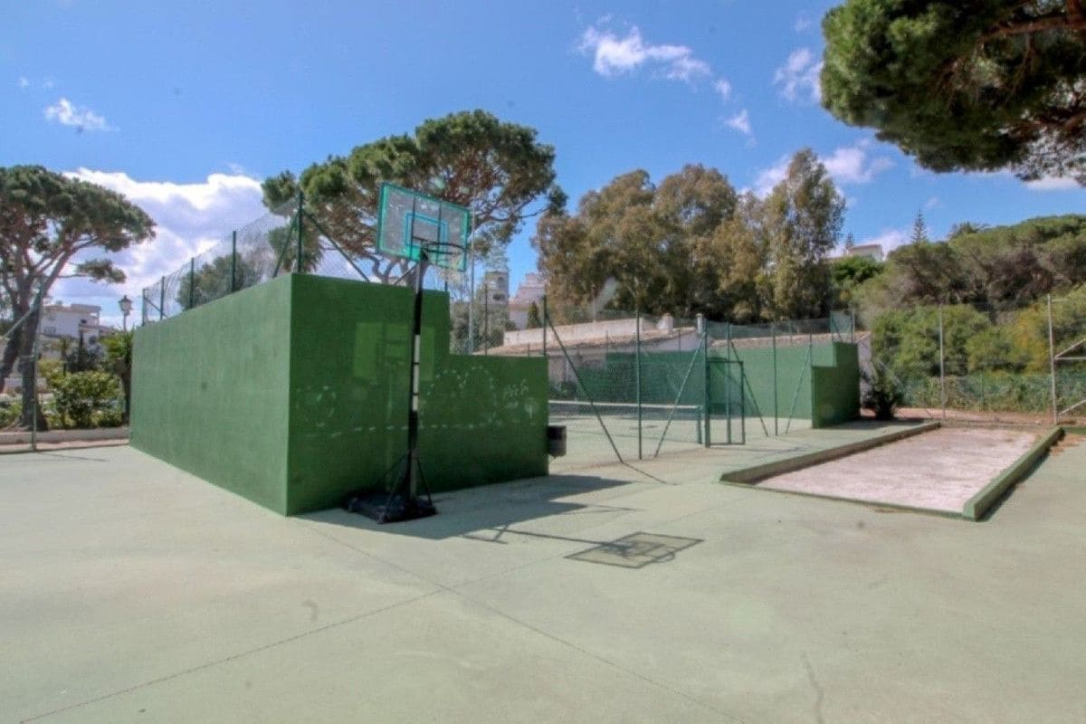 2 Zimmer Haus zu verkaufen in Marbella mit Pool - 385.000 € (Ref: 9634966)