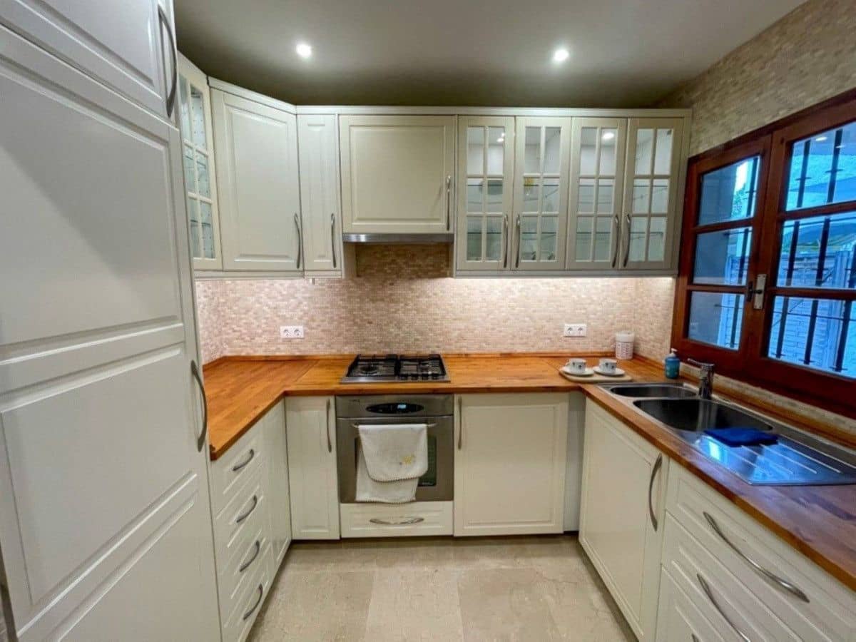 2 Zimmer Haus zu verkaufen in Marbella mit Pool - 385.000 € (Ref: 9634966)