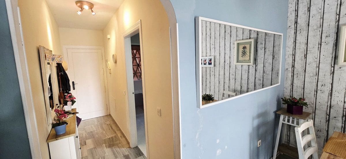 Apartamento de 2 habitaciones en Mijas en venta con piscina - 285.000 € (Ref: 9634969)