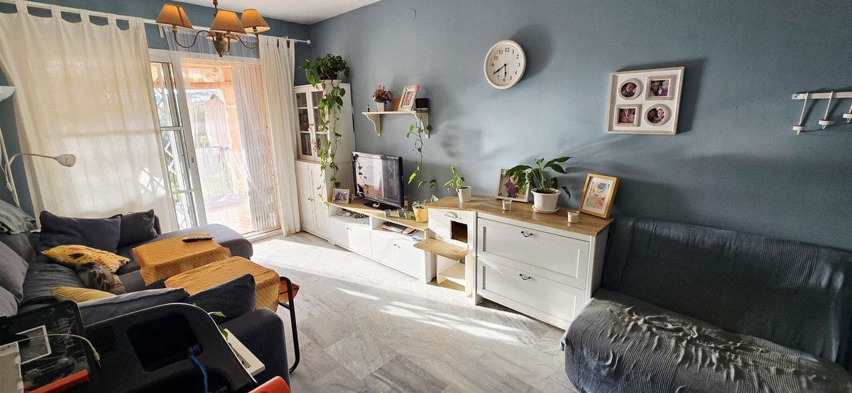 Apartamento de 2 habitaciones en Mijas en venta con piscina - 285.000 € (Ref: 9634969)