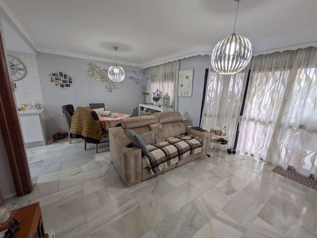 3 sypialnia Apartament przy plaży na sprzedaż w Torremolinos z garażem - 425 000 € (Ref: 9634973)