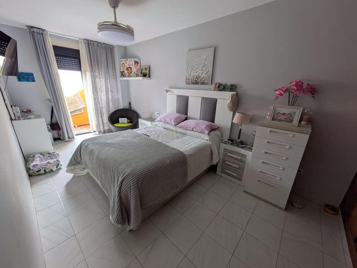 3 slaapkamer Strandappartement te koop in Torremolinos met garage - € 425.000 (Ref: 9634973)