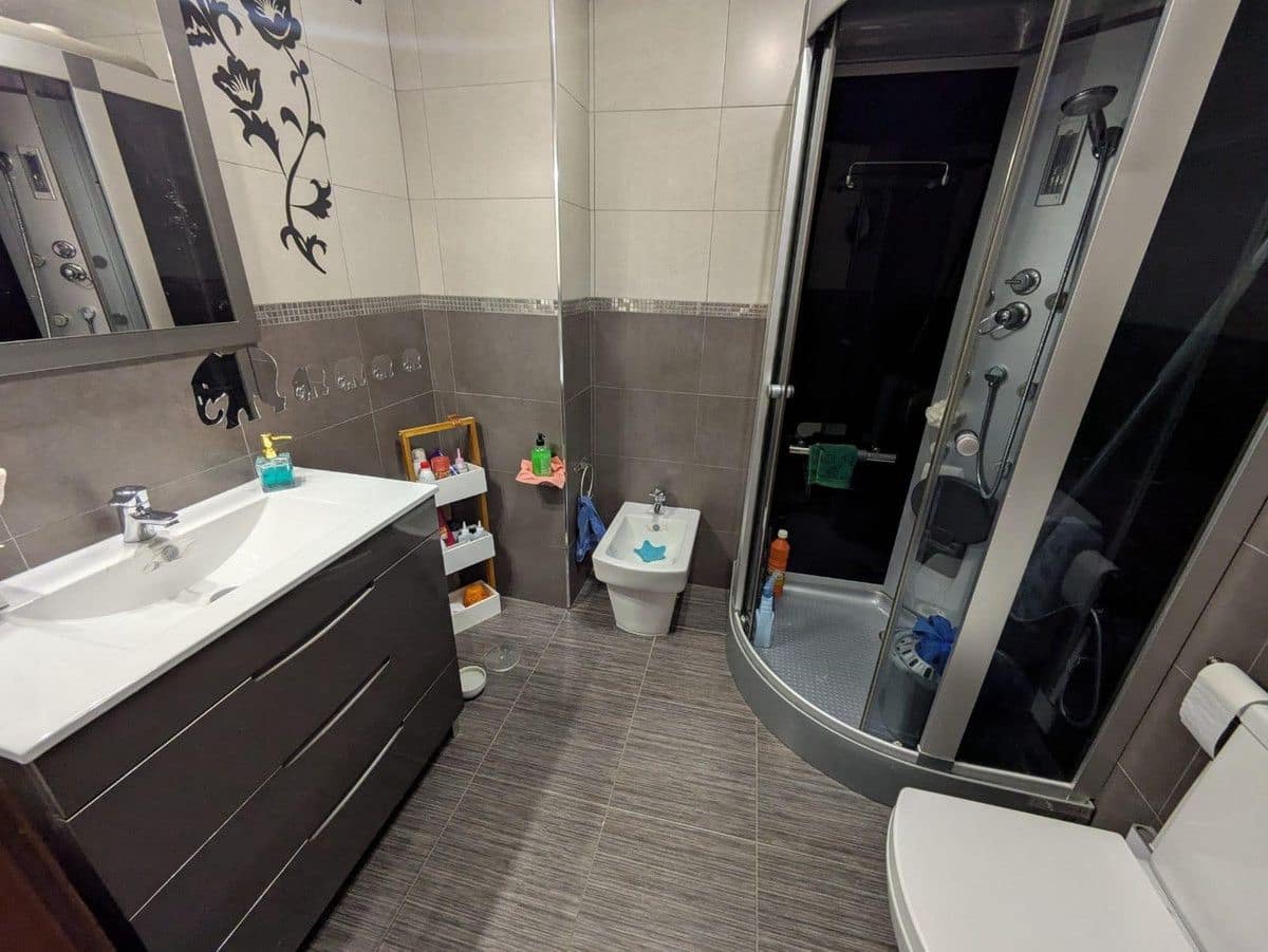 3 slaapkamer Strandappartement te koop in Torremolinos met garage - € 425.000 (Ref: 9634973)