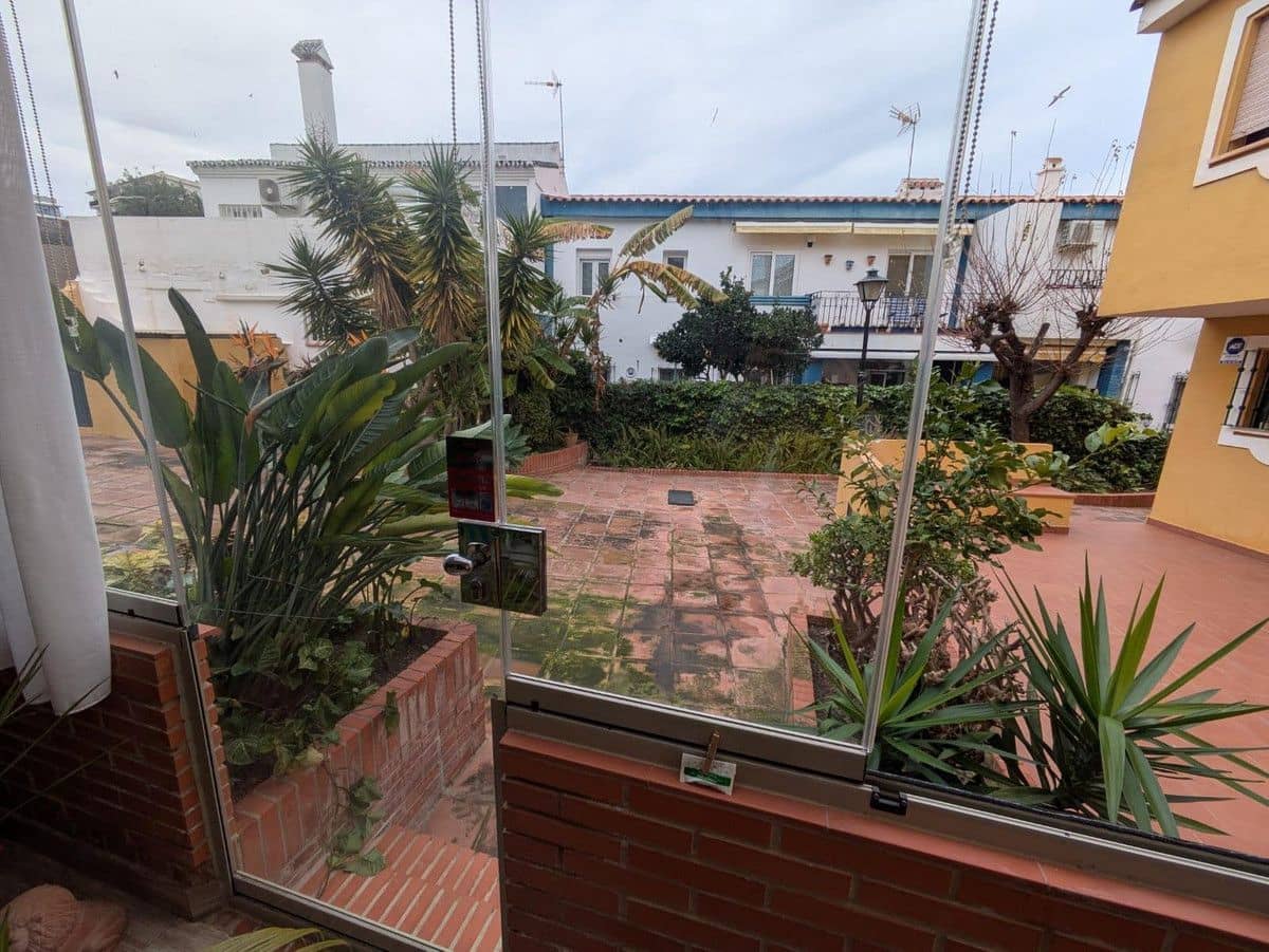 3 slaapkamer Strandappartement te koop in Torremolinos met garage - € 425.000 (Ref: 9634973)