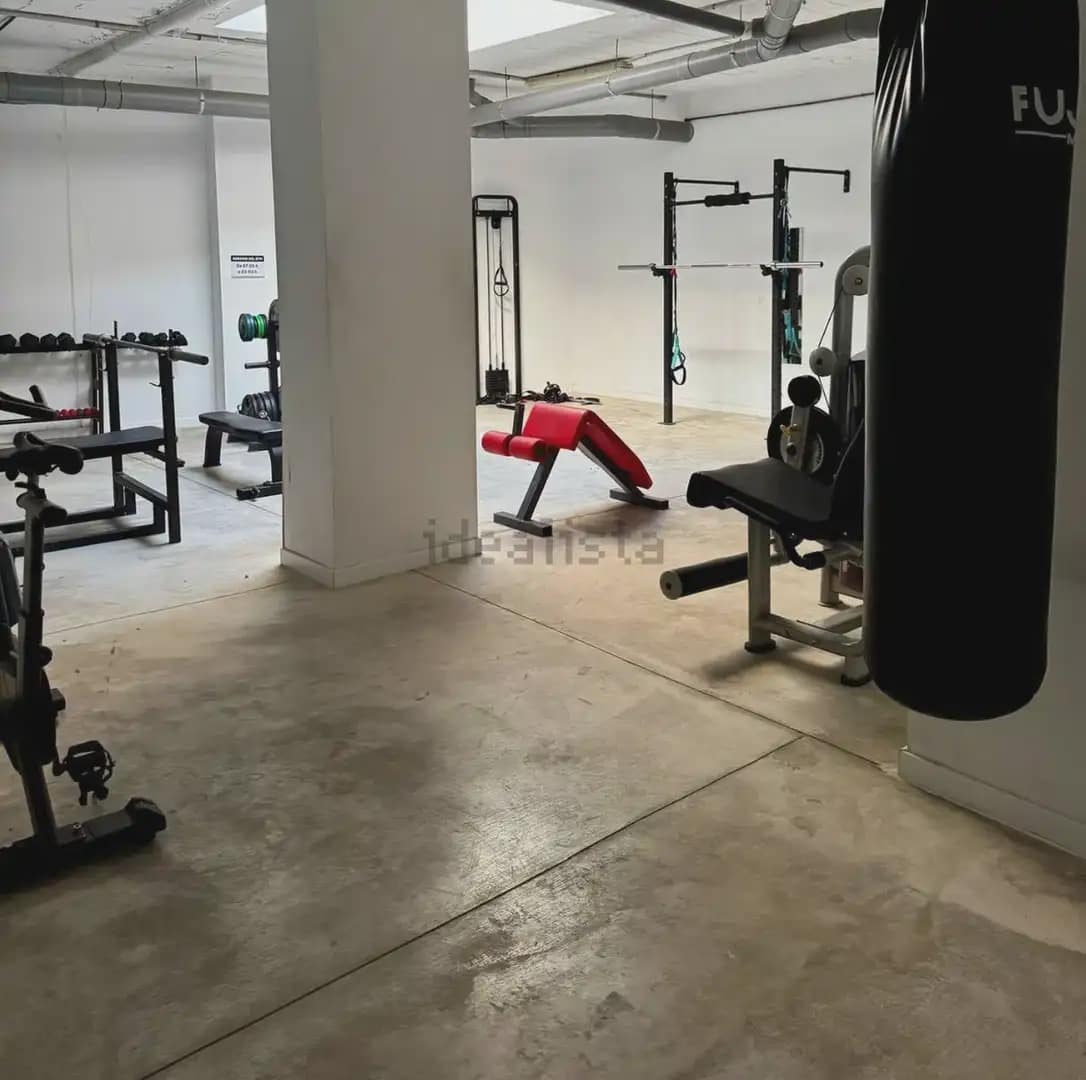 2 makuuhuone Ranta-asunto myytävänä paikassa Benalmadena mukana uima-altaan 
autotalli - 425 000 € (Ref: 9634974)