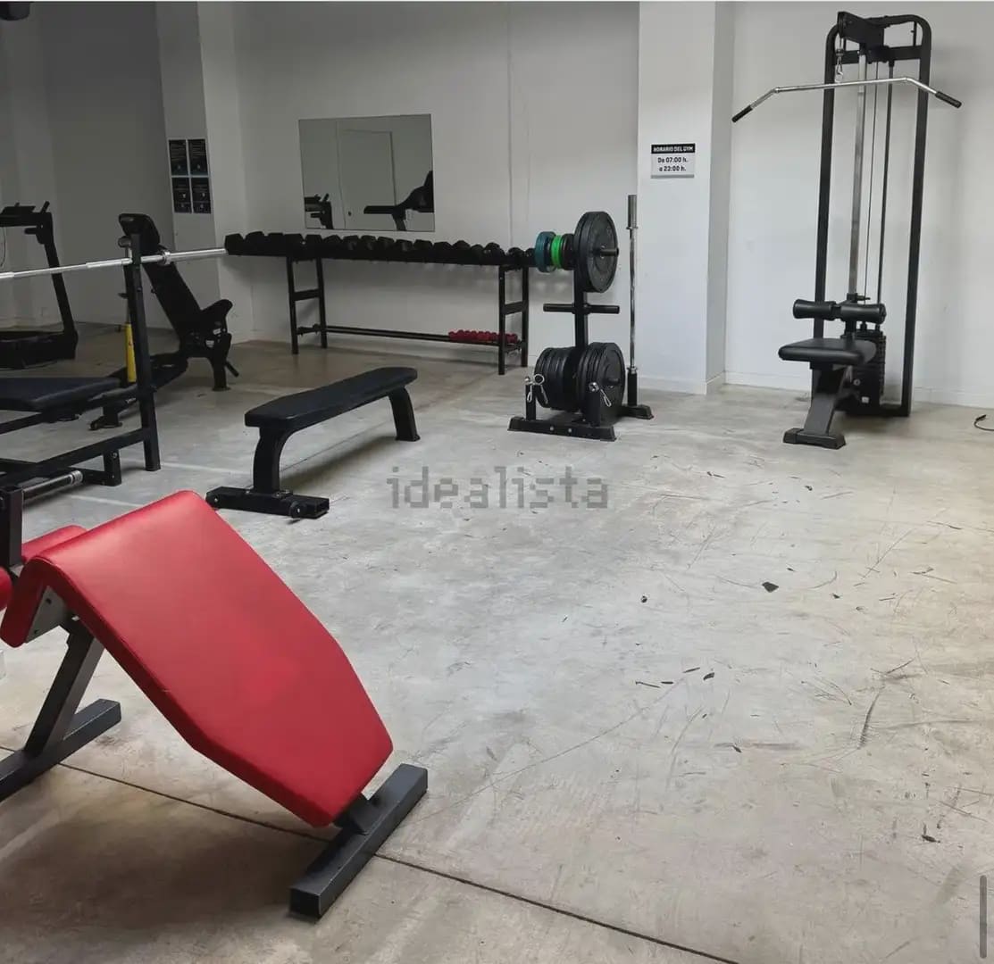 2 makuuhuone Ranta-asunto myytävänä paikassa Benalmadena mukana uima-altaan 
autotalli - 425 000 € (Ref: 9634974)