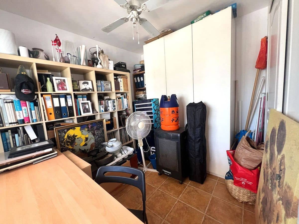3 soverom Kjedet enebolig til salgs i Fuengirola med svømmebasseng garasje - € 465 000 (Ref: 9634977)