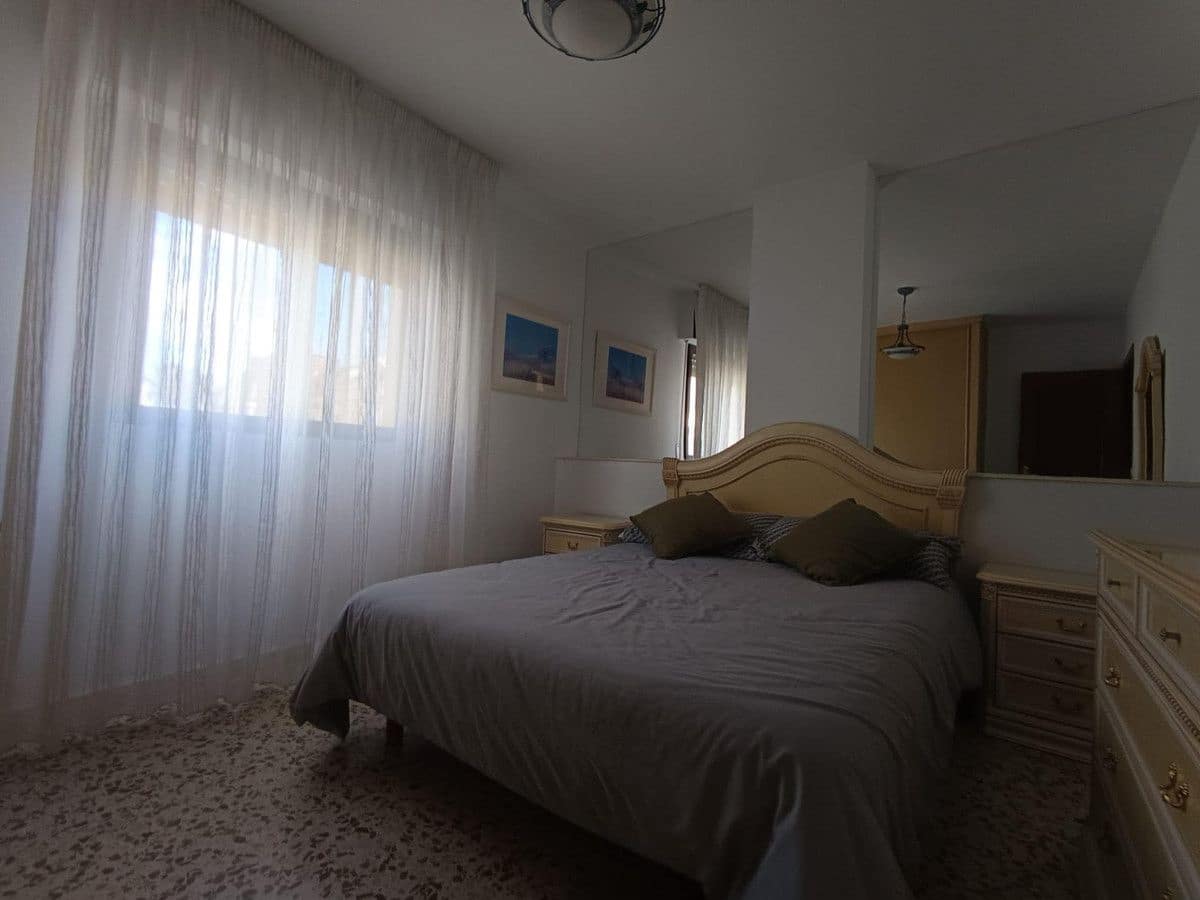 4 makuuhuone Huoneisto myytävänä paikassa Fuengirola - 334 000 € (Ref: 9634980)