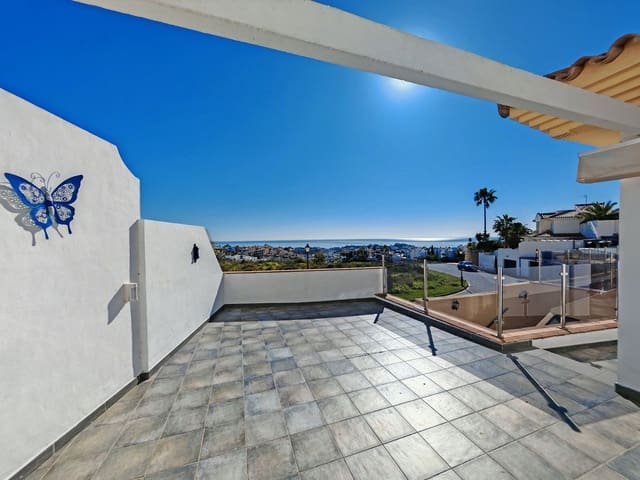 3 soveværelse Villa til salg i Riviera del Sol, Mijas med swimmingpool garage - € 695.000 (Ref: 9634981)