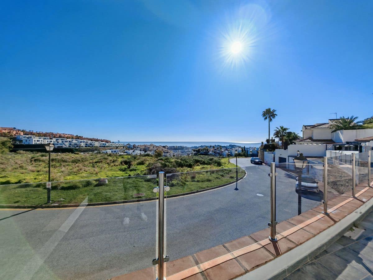 3 chambre Villa/Maison à vendre à Mijas avec piscine garage - 695 000 € (Ref: 9634981)