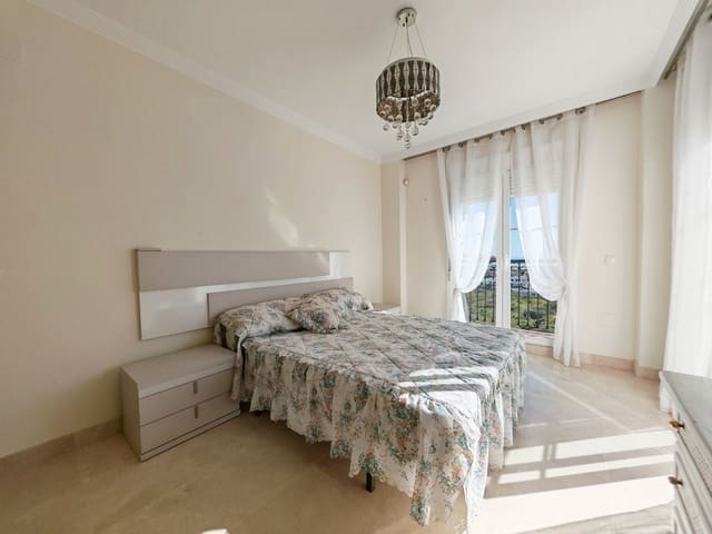 3 soveværelse Villa til salg i Riviera del Sol, Mijas med swimmingpool garage - € 695.000 (Ref: 9634981)