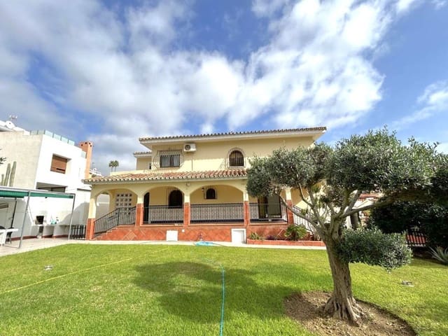5 soveværelse Villa til salg i Campo Mijas, Mijas med swimmingpool garage - € 700.000 (Ref: 9634984)