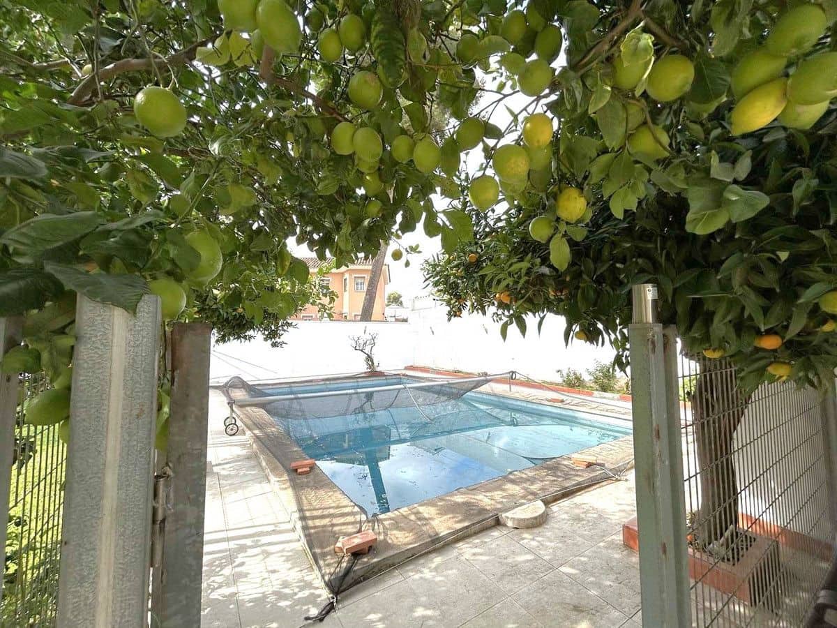 5 soverom Villa til salgs i Mijas med svømmebasseng garasje - € 700 000 (Ref: 9634984)