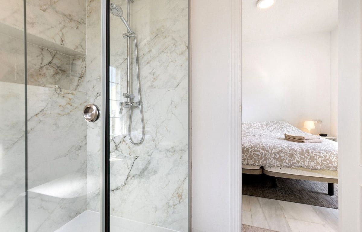 3 soveværelse Strandlejlighed til salg i Torremolinos med swimmingpool garage - € 480.000 (Ref: 9634988)