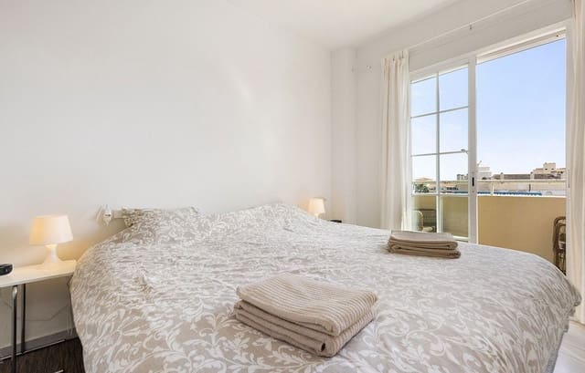 3 sypialnia Apartament przy plaży na sprzedaż w Torremolinos z basenem garażem - 480 000 € (Ref: 9634988)