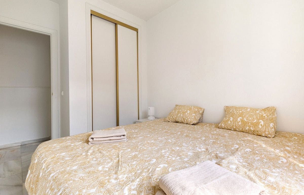 3 soveværelse Strandlejlighed til salg i Torremolinos med swimmingpool garage - € 480.000 (Ref: 9634988)