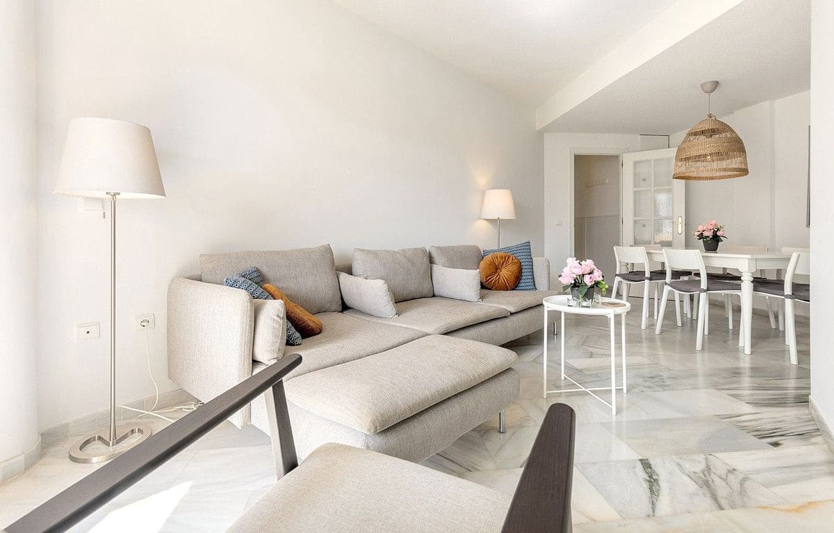 3 soveværelse Strandlejlighed til salg i Torremolinos med swimmingpool garage - € 480.000 (Ref: 9634988)