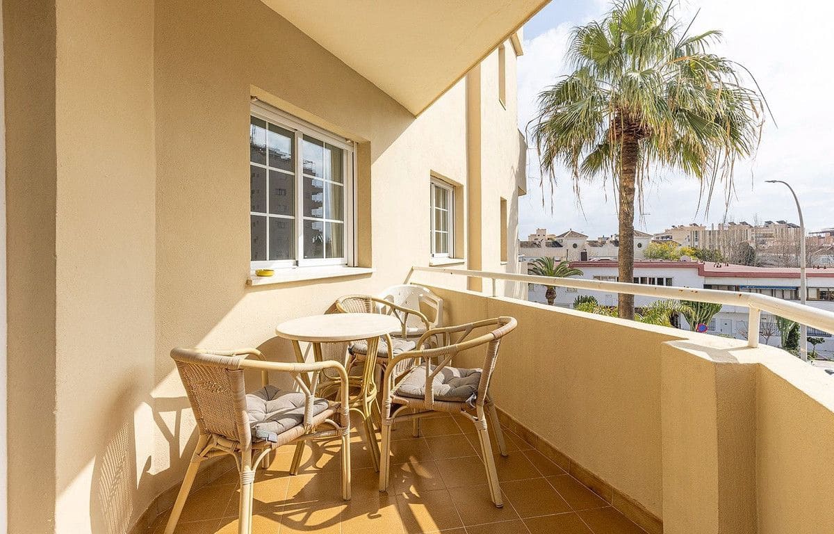 3 soveværelse Strandlejlighed til salg i Torremolinos med swimmingpool garage - € 480.000 (Ref: 9634988)