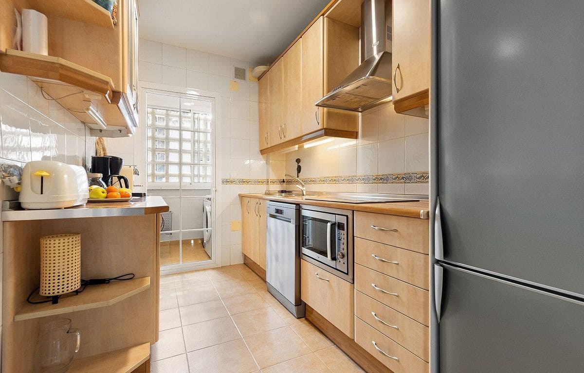 3 soveværelse Strandlejlighed til salg i Torremolinos med swimmingpool garage - € 480.000 (Ref: 9634988)