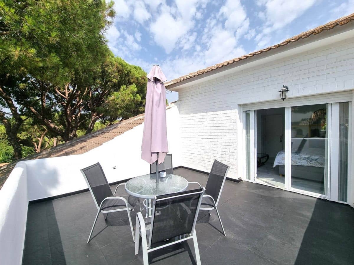 Chalet de 3 habitaciones en Mijas en venta con piscina garaje - 1.200.000 € (Ref: 9634989)