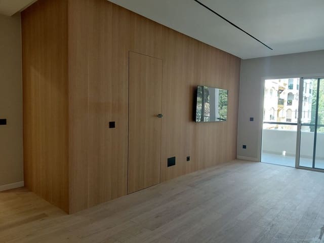 1 chambre Appartement à vendre à Aloha Golf, Marbella - 365 000 € (Ref: 9634990)