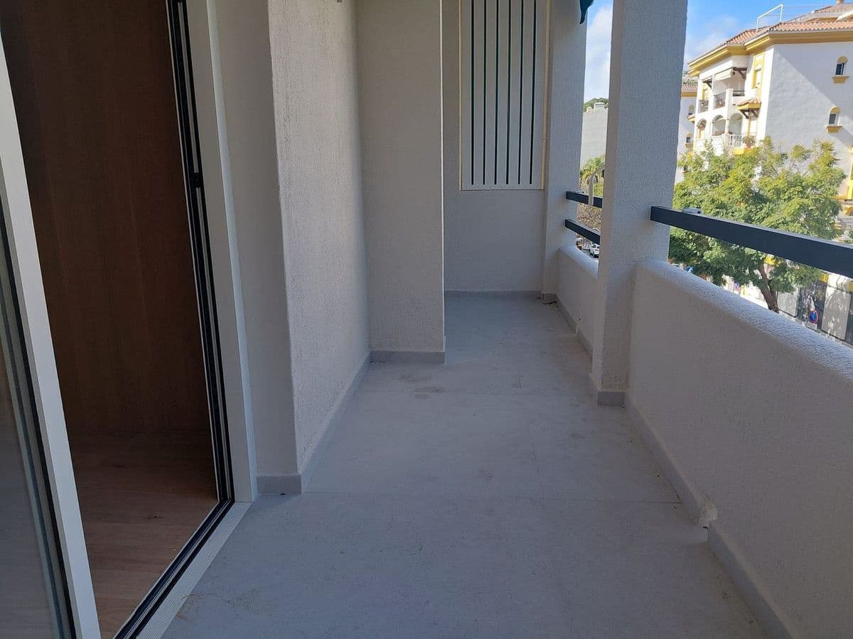 1 sypialnia Apartament na sprzedaż w Marbella - 365 000 € (Ref: 9634990)