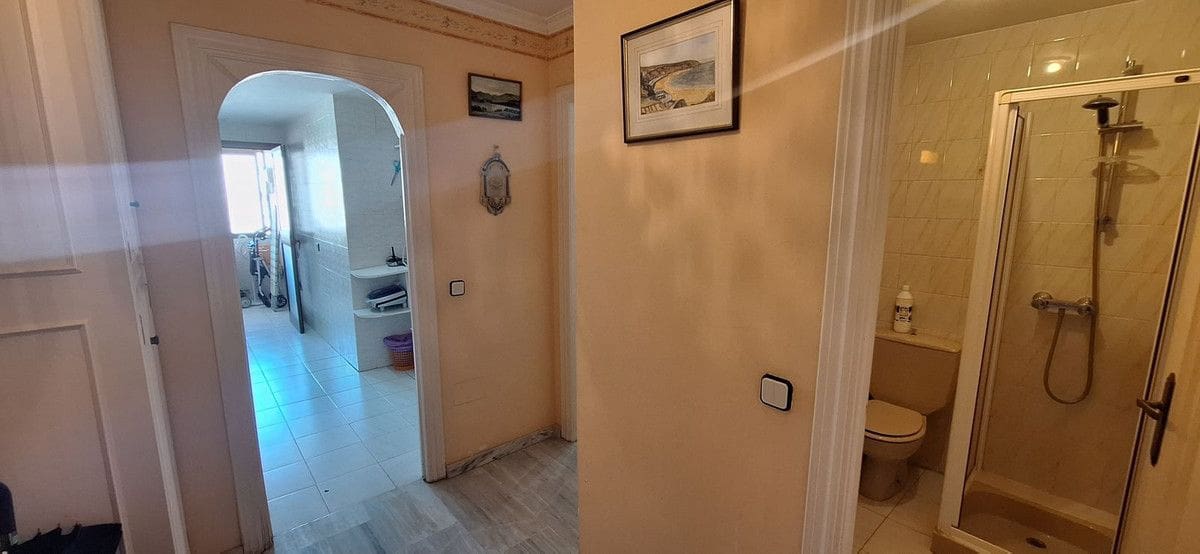 2 bedroom Apartment for sale in Fuengirola - € 360,000 (Ref: 9650362)