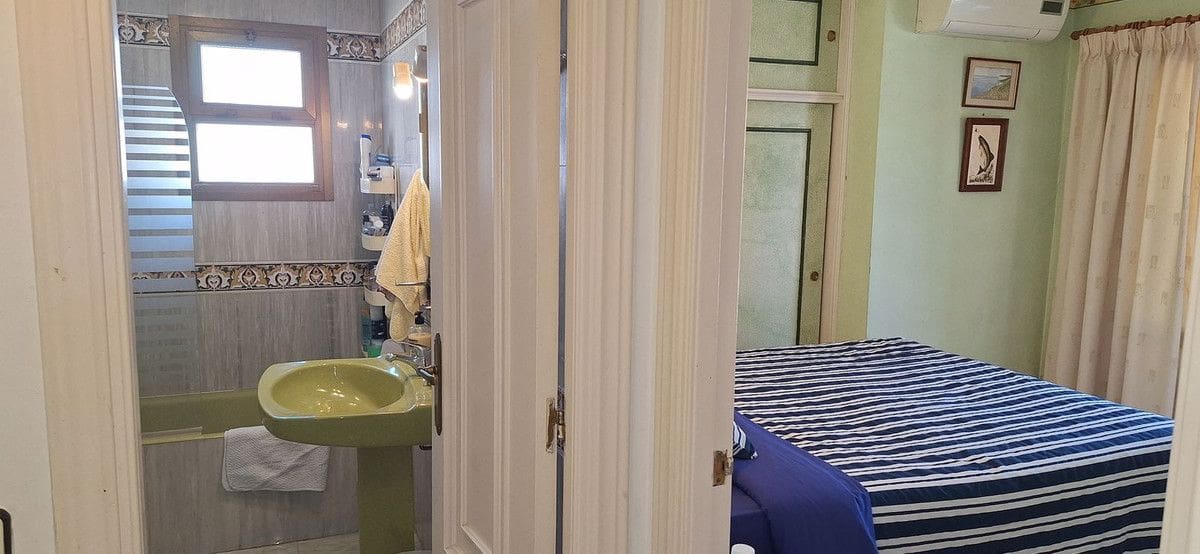 2 bedroom Apartment for sale in Fuengirola - € 360,000 (Ref: 9650362)