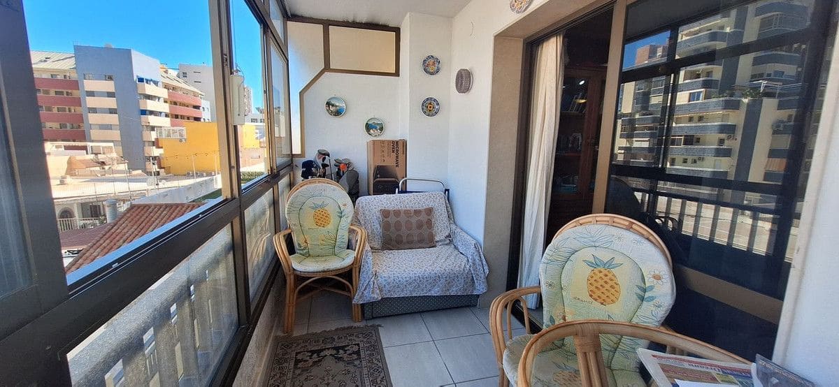 2 bedroom Apartment for sale in Fuengirola - € 360,000 (Ref: 9650362)