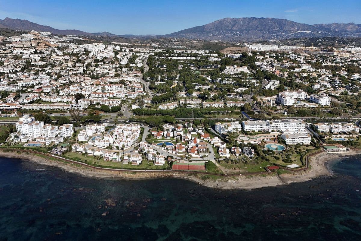 3 camera da letto Villetta Bifamiliare in vendita in Mijas con piscina garage - 649.000 € (Rif: 9650363)