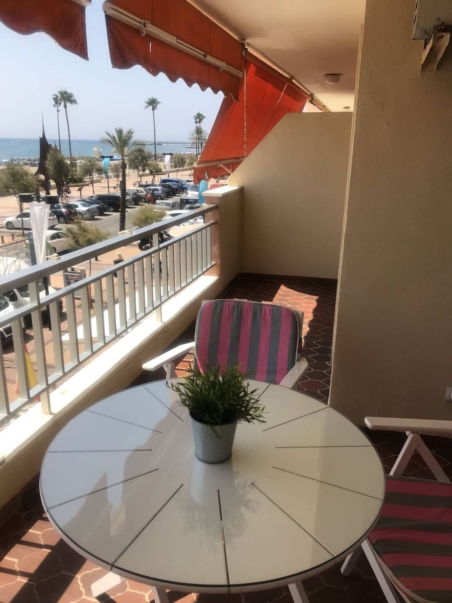 3 bedroom Beach Apartment for sale in Fuengirola with garage - € 750,000 (Ref: 9678154)