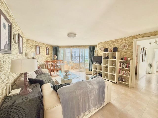 3 sypialnia Apartament przy plaży na sprzedaż w Centro ciudad, Fuengirola z basenem garażem - 279 000 € (Ref: 9688670)