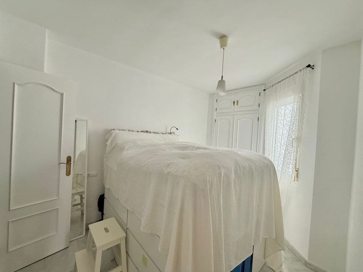 1 bedroom Beach Apartment for sale in Fuengirola - € 245,000 (Ref: 9688672)