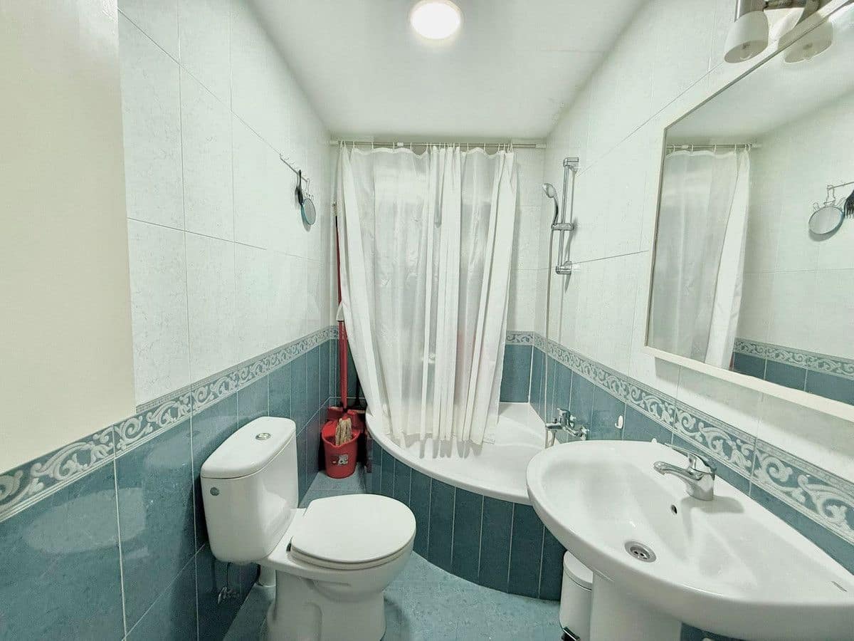 1 bedroom Beach Apartment for sale in Fuengirola - € 245,000 (Ref: 9688672)